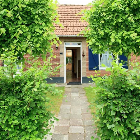 Holiday home In North Limburg With Enclosed Garden Ospel