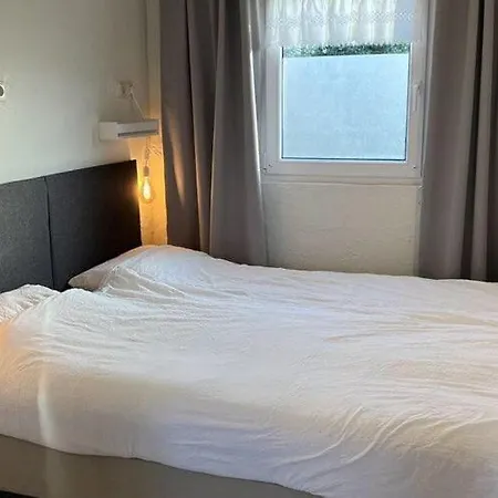 Holiday home In North Limburg With Enclosed Garden Ospel