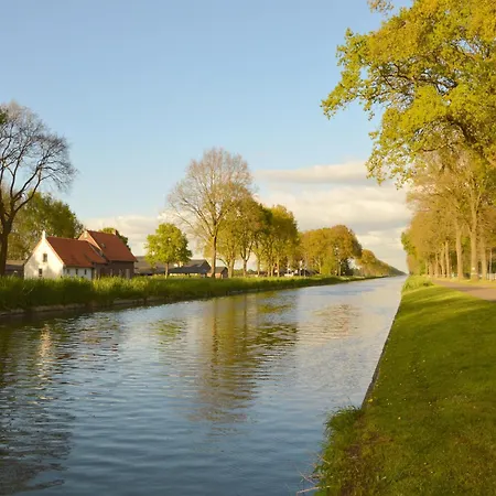 Hébergement de vacances In Nederweert Near Canal Trails *