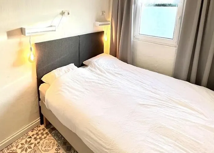 Dom wakacyjny In Nederweert Near Canal Trails *