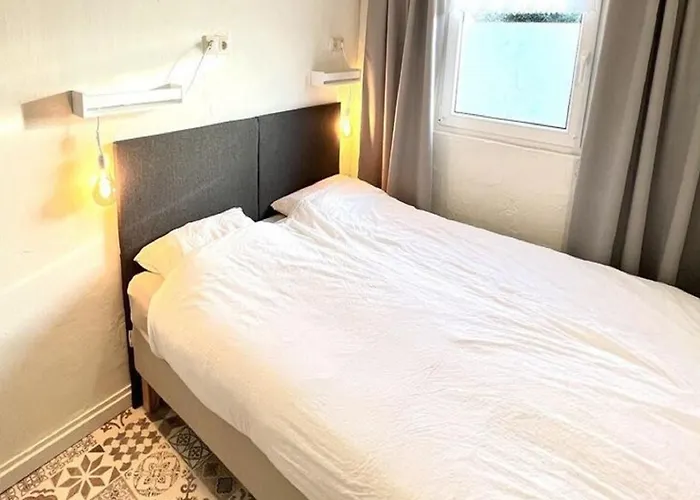 In Nederweert Near Canal Trails Dom wakacyjny