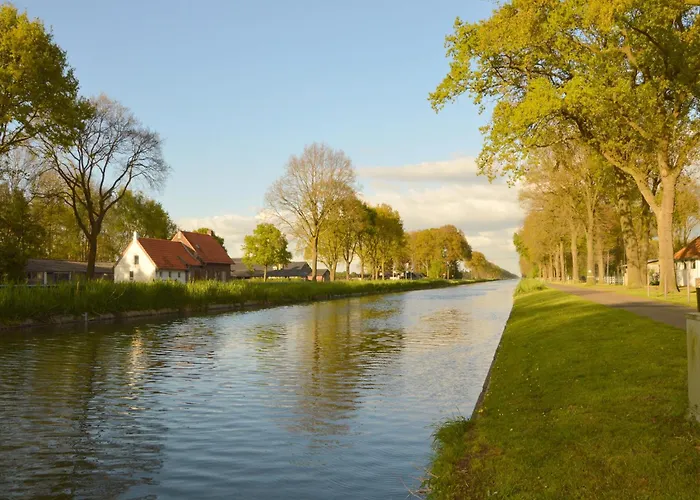 Dom wakacyjny In Nederweert Near Canal Trails *