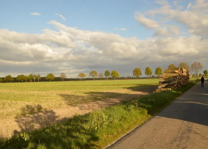 Dom wakacyjny In Nederweert Near Canal Trails *