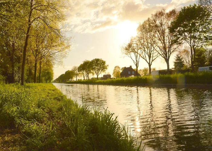 In Nederweert Near Canal Trails Dom wakacyjny *