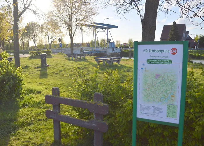 In Nederweert Near Canal Trails Dom wakacyjny Ospel